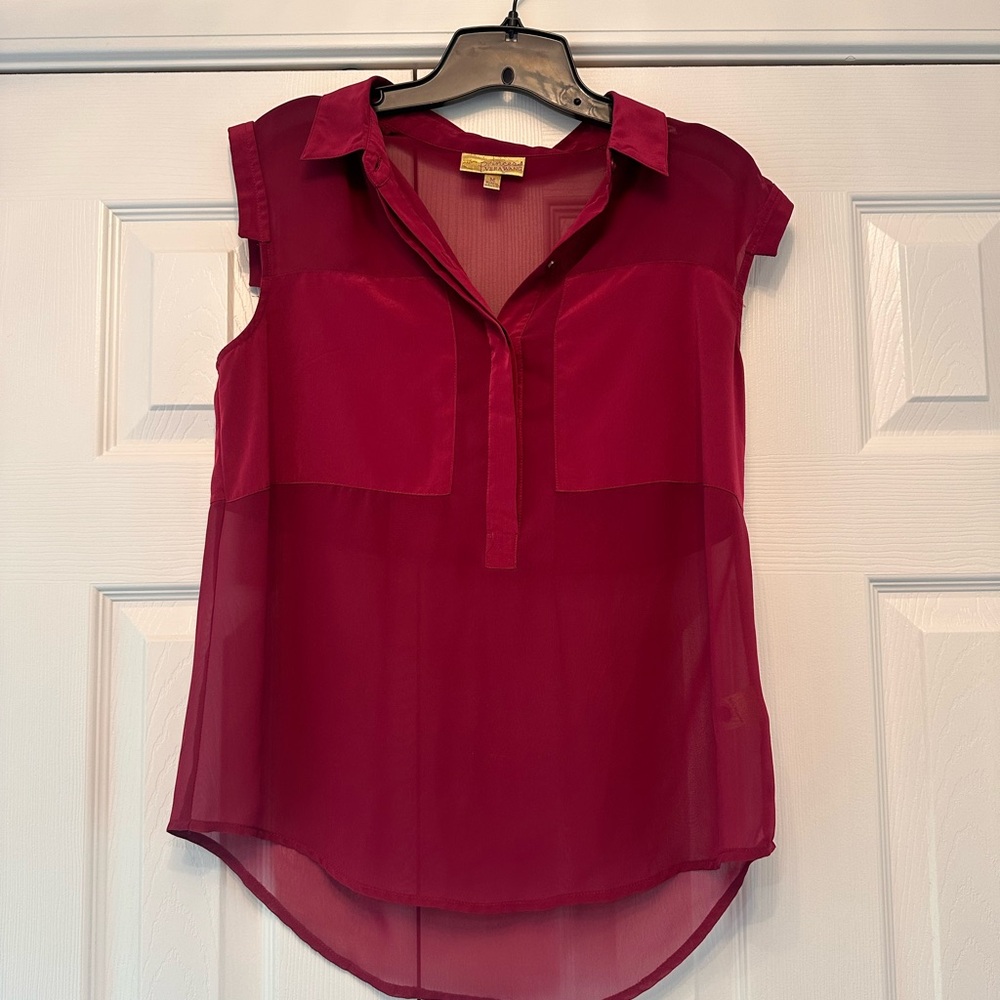 Princess Vera Wang Red Asymmetrical Cap Sleeve Blouse